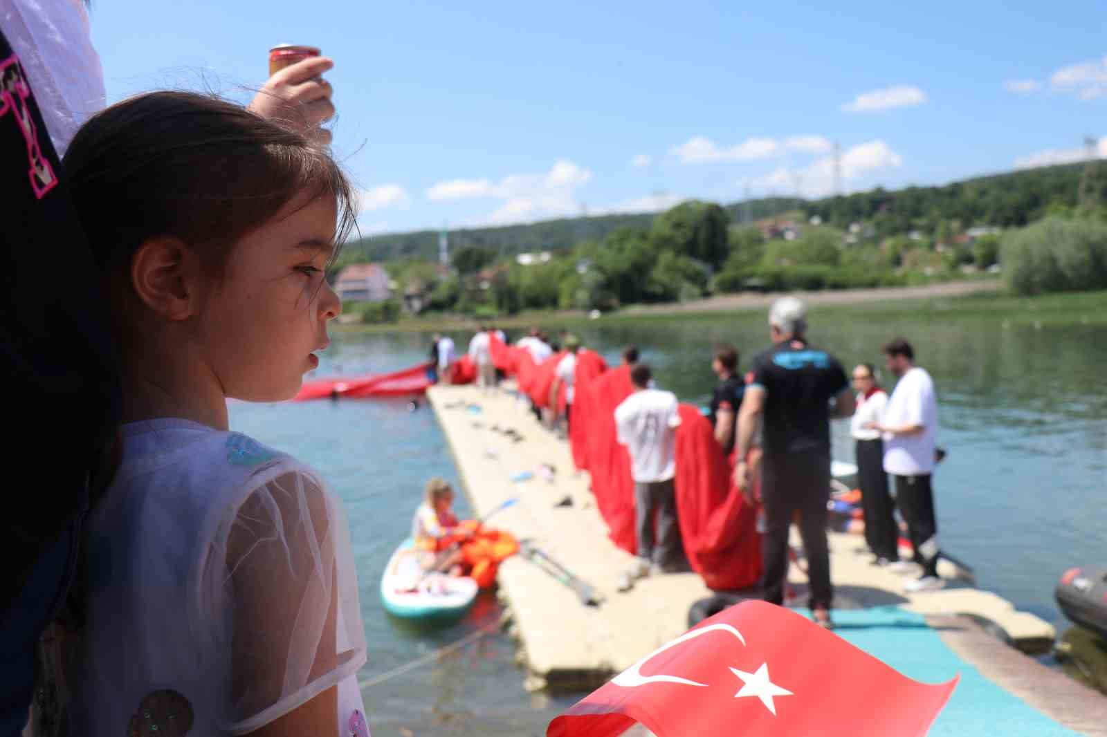 sapanca golunde tuyleri diken diken eden gorsel solen 2 MWVgqh9I