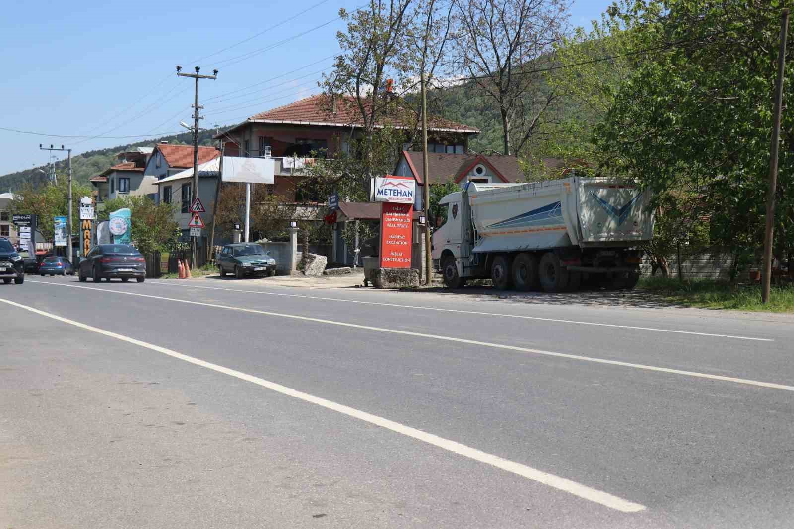 sapancada cop kamyonunun altinda kalan kadinin olumuyle ilgili surucu tutuklandi 1 m1Z9eea7