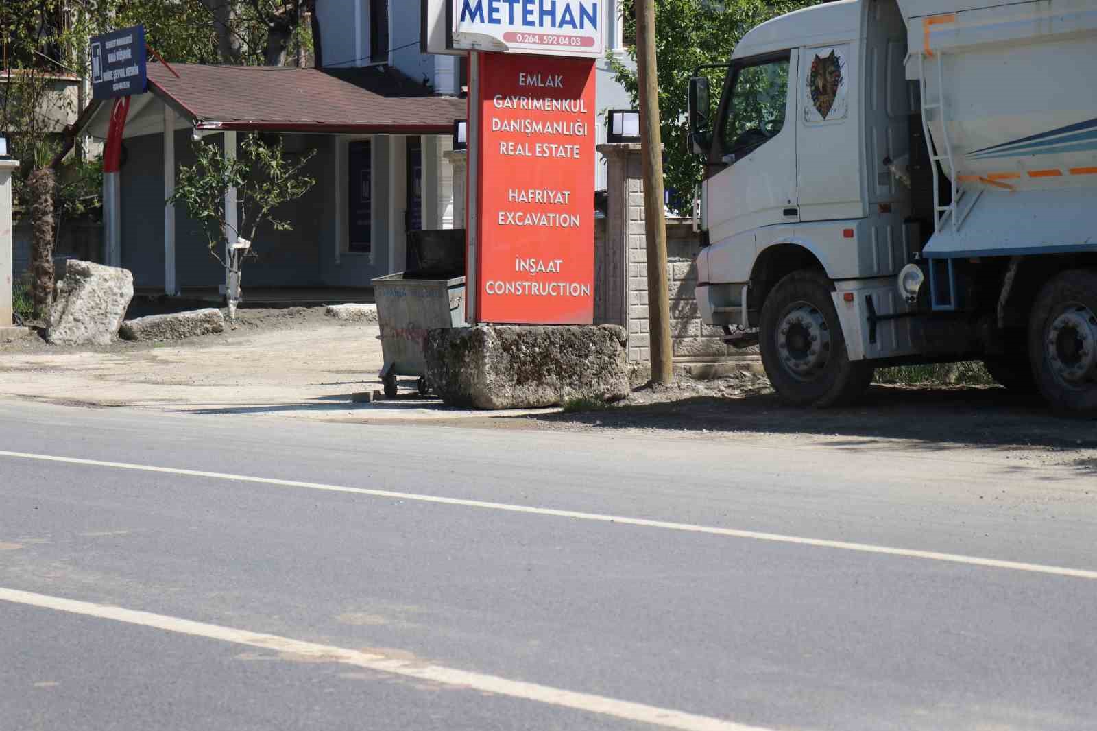 sapancada cop kamyonunun altinda kalan kadinin olumuyle ilgili surucu tutuklandi 2 l3aBItDZ