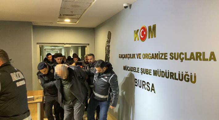 Sarallar çetesine büyük operasyon: 14 şüpheli yakalandı 10 sarallar cetesine buyuk operasyon 14 supheli yakalandi 6 8uBmmWUi