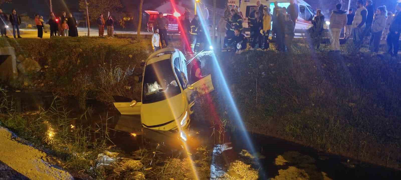 sarampole ucan otomobilden cikmak istemedi ekiplere zor anlar yasatti 2 G62gh8uW