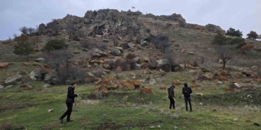 saraykent-yilan-boynu-tepesi-kesfedilmeyi-bekliyor-EQILmhzr.jpg