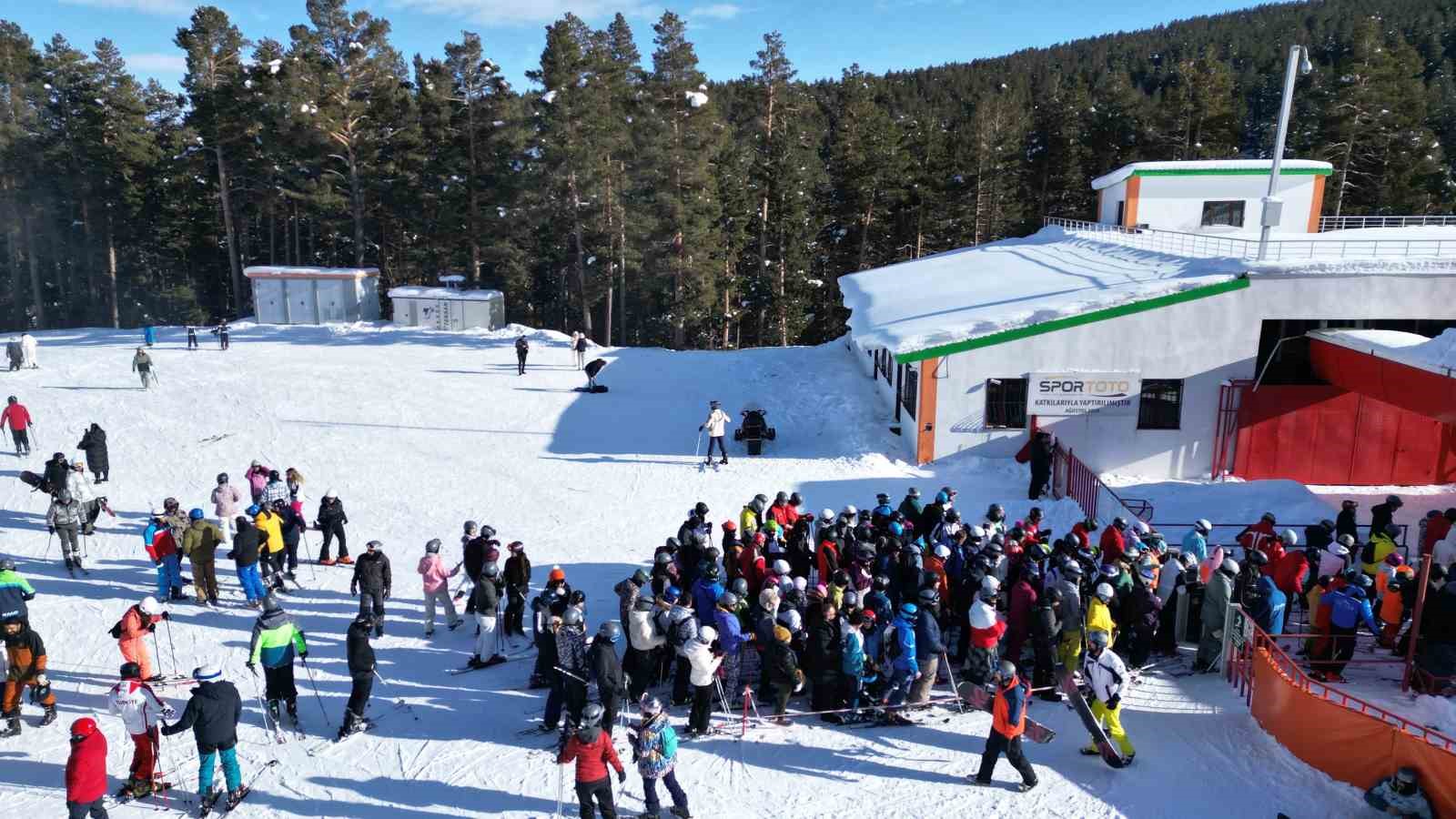 sarikamis kayak merkezi doldu tasti 9 Rbsd1Rna