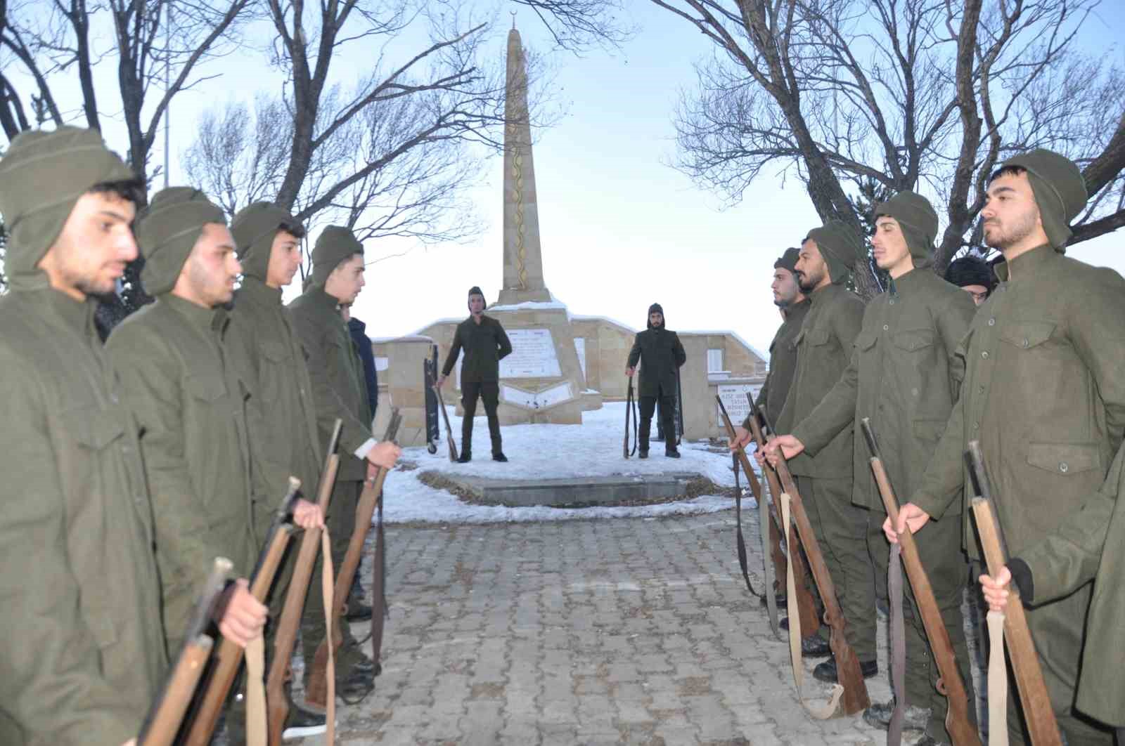 sarikamis sehitleri icin eksi 10 derecede saygi nobeti 9 MIXgBRsv