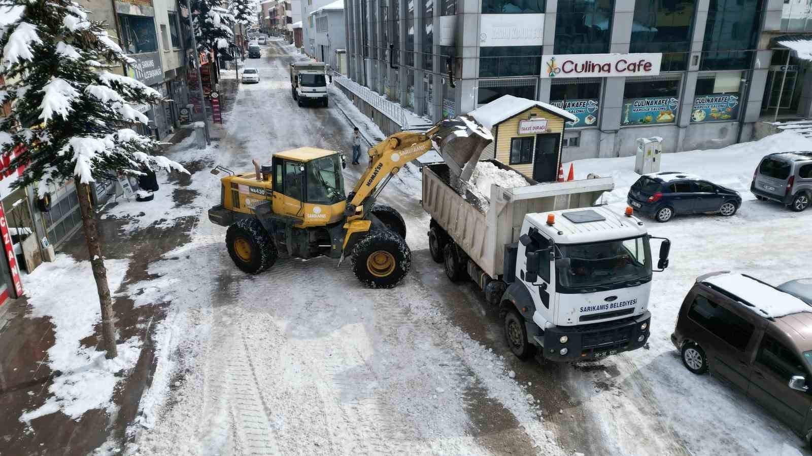sarikamista beyaz mesai 600 kamyon kar sehir disina tasindi 5 eIR1LTAd