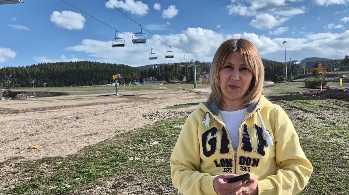 sarikamista kar bereketi kayak sezonu nisan sonuna kadar uzadi turizmcilerin yuzu guldu 4 O2yNlYXj