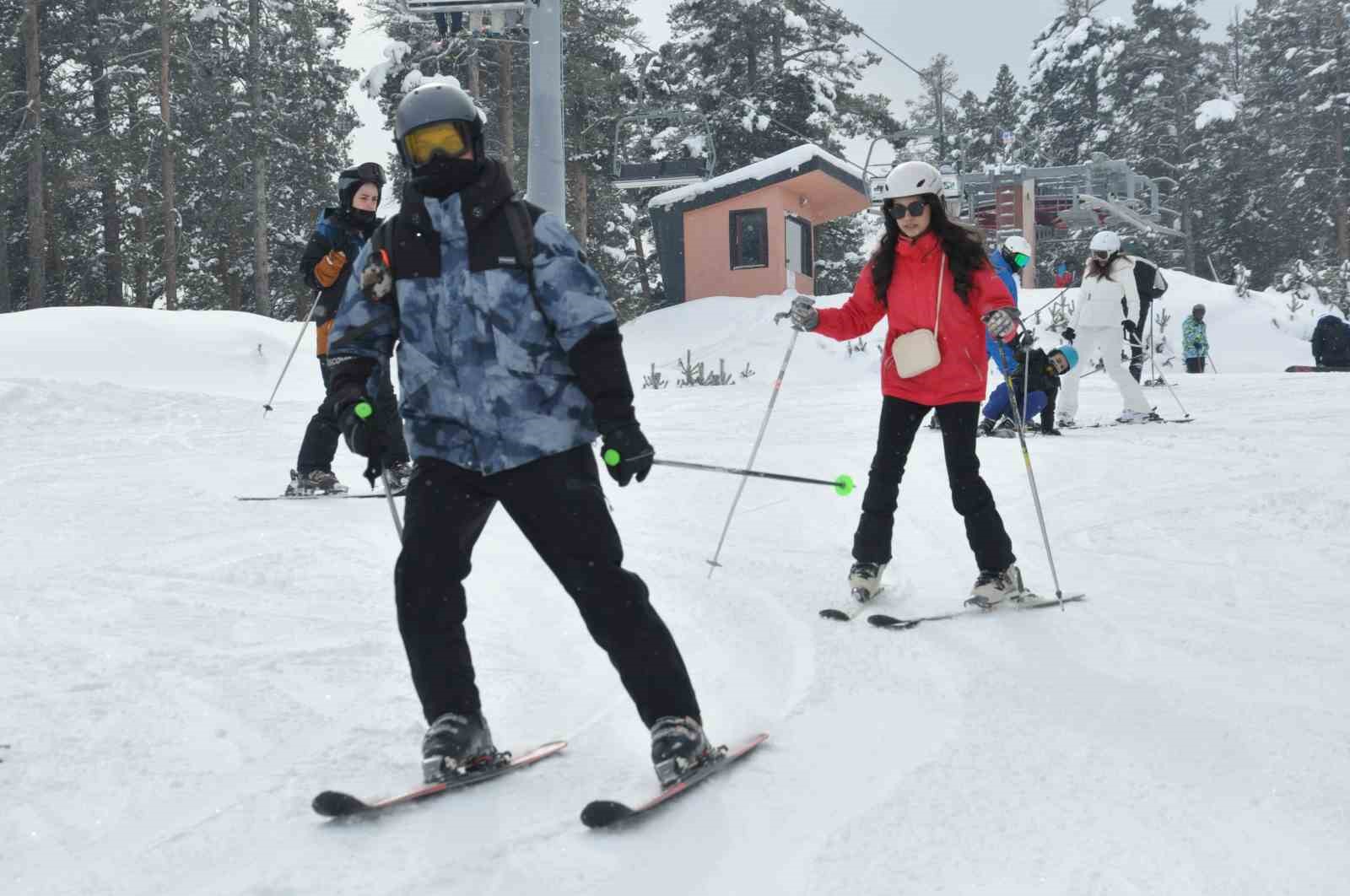 sarikamista somestr heyecani kristal kar uzerinde doluluk yuzde 100e ulasti 4 iwrr2YqO