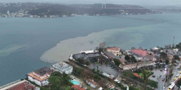 sariyer-baltalimani-sahilindeki-kirlilik-havadan-goruntulendi-s6JHlncX.jpg