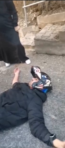 sariyerde bozuk yolun sebep oldugu kaza kamerada 1 yarali 2 kGhsz5LO