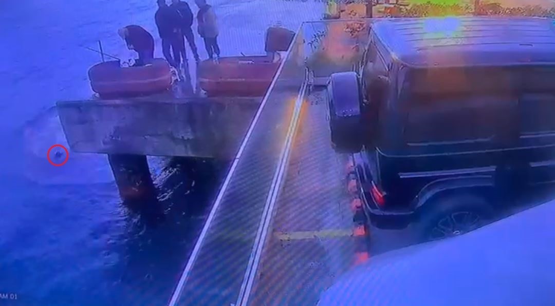 sariyerde hayatini kaybeden motosikletli gencin denize dustugu anlar kamerada 1 eUzUtyzQ