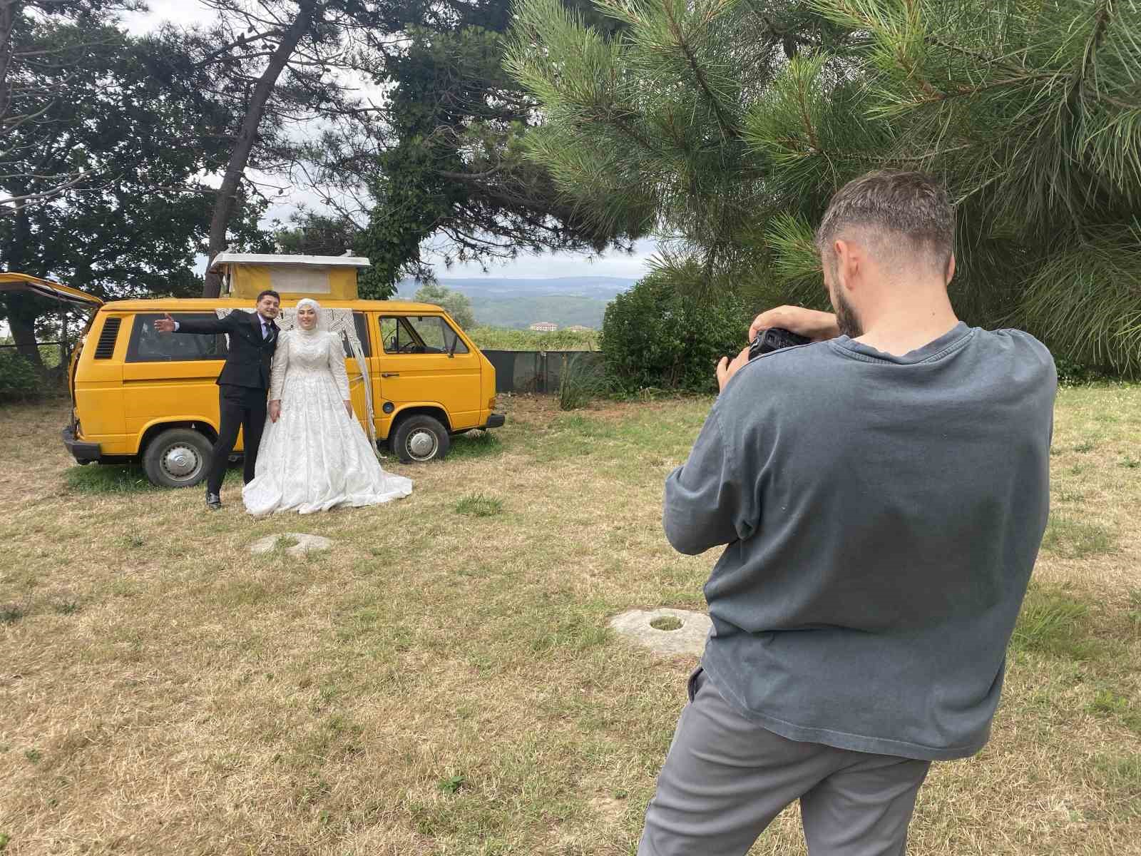 Sarıyer’de korsan düğün fotoğrafçılarına denetim 7 sariyerde korsan dugun fotografcilarina denetim 3 HAyTt1tV