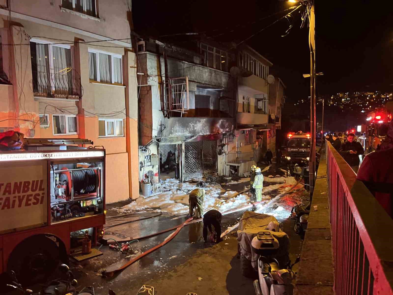 sariyerde motosiklet tamirhanesi alev alev yandi 1 yarali 2 BfSMFXQr
