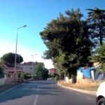 sariyerde-yol-ortasinda-gerginlik-neden-hizli-gittin-tartismasi-kamerada-CvObwi9G.jpg
