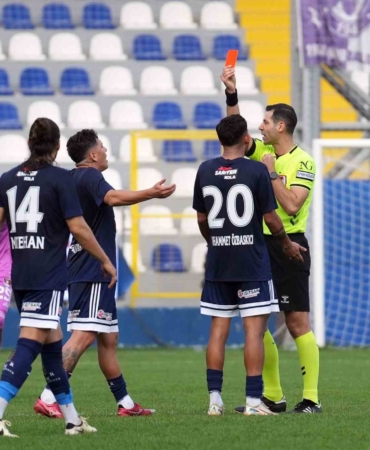 sariyerden-vanspor-fk-macinin-hakem-heyeti-hakkinda-sorusturma-talebi-uNANHvBP.jpg