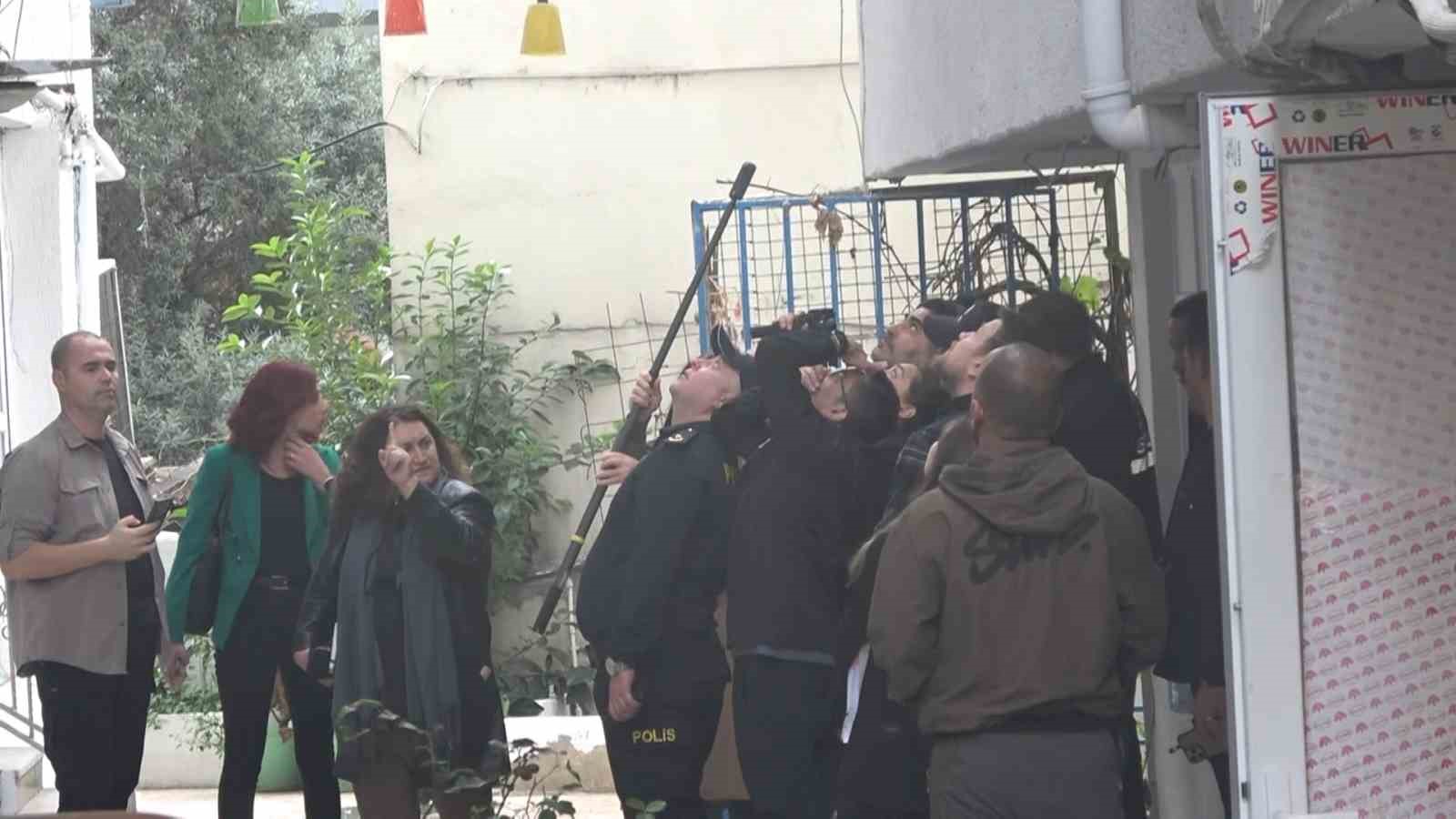 Şarkıcı Güllü’nün ölümüne ilişkin soruşturmada kızı ifade verdi: "Annemle husumetim yoktu" 7 sarkici gullunun olumune iliskin sorusturmada kizi ifade verdi annemle husumetim yoktu 3 FjH6te14