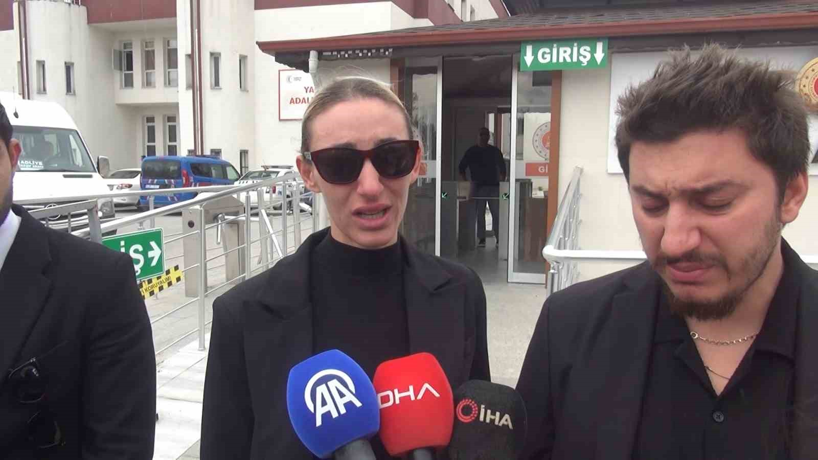 Şarkıcı Güllü’nün ölümüne ilişkin soruşturmada kızı ifade verdi: "Annemle husumetim yoktu" 8 sarkici gullunun olumune iliskin sorusturmada kizi ifade verdi annemle husumetim yoktu 4 KIIH3iyL