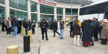 sarp-sinir-kapisinda-bayram-tatili-yogunlugu-OBqZqT36.jpg