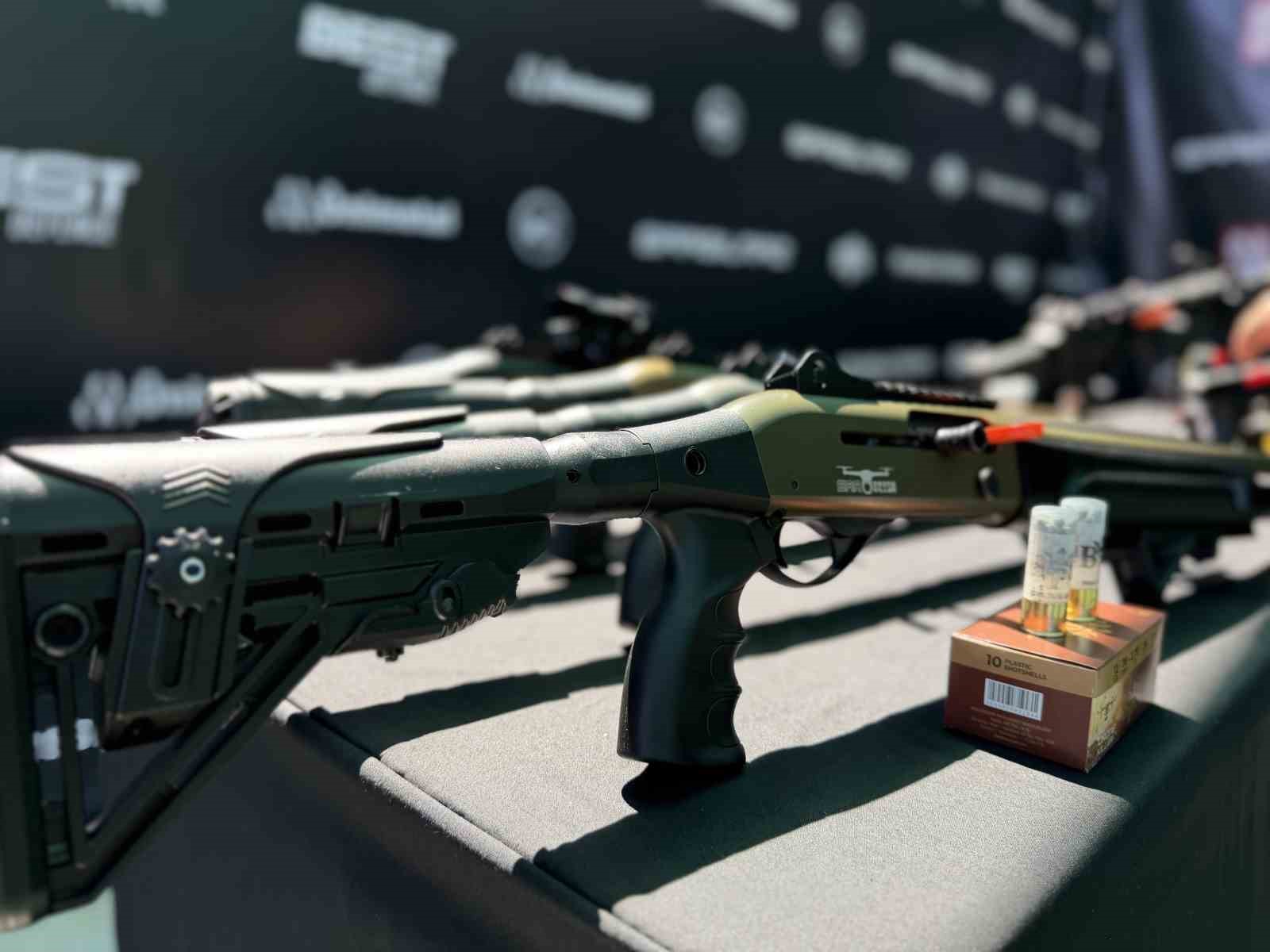 sarsilmaz yeni nesil savunma sistemleri dron killer ve sarbotu tanitti 1 gzGSi9KH