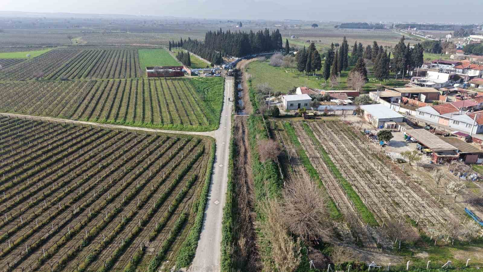 saruhanlida dere temizligiyle koku ve sinek sorunu bitecek 4 Cs6PgK72
