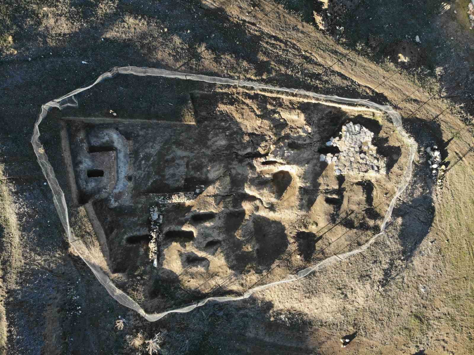 satala antik kentinde 150 yil sonra ikinci bust bulundu 4 Jk7NqsTy