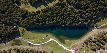 savsatin-sakli-cenneti-balik-golu-ziyaretcilerini-agirlamaya-basladi-lwDpSd2q.jpg