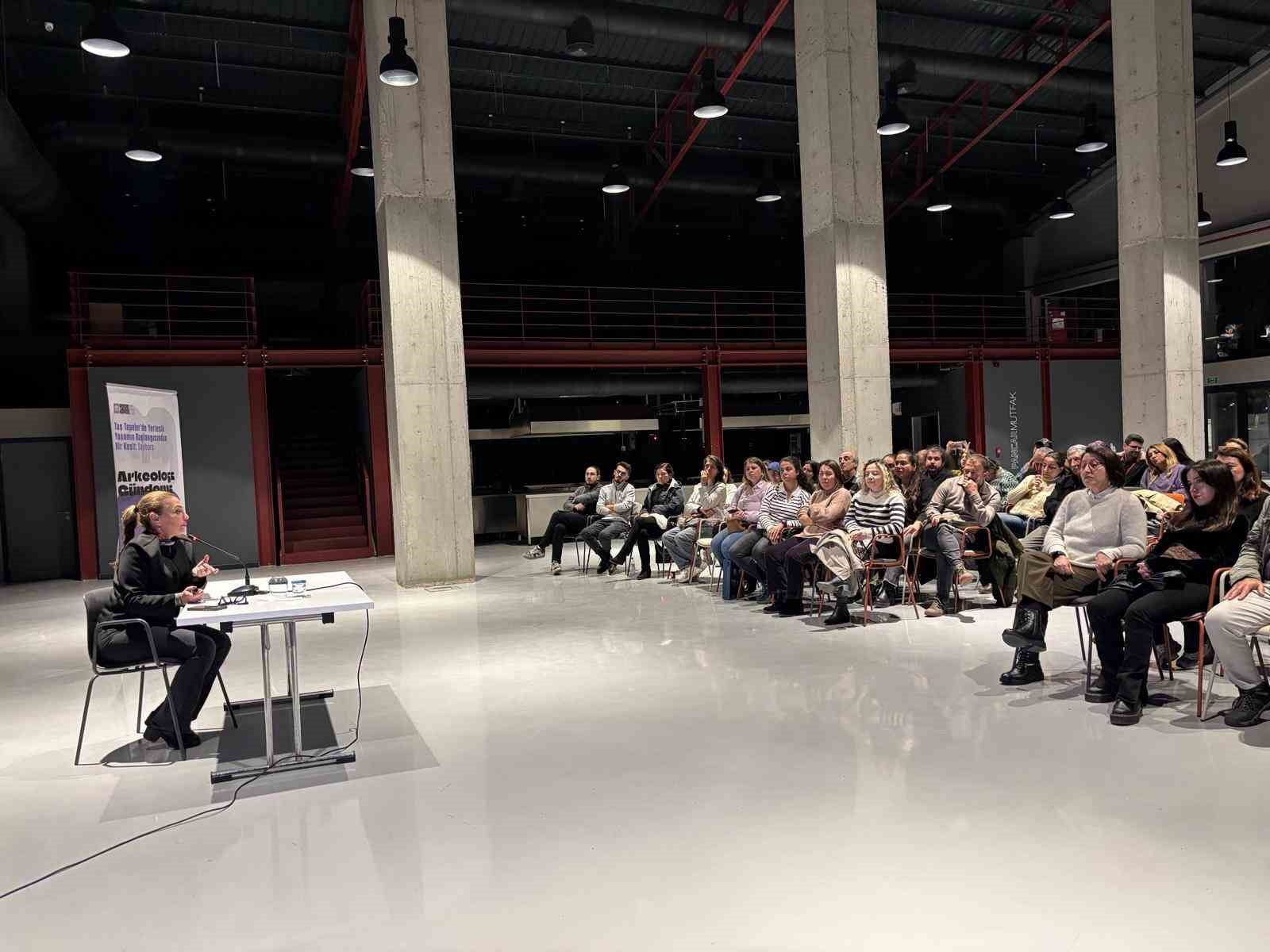 sayburc kazilari arkeoloji gundeminde anlatildi 0 c8peaHLc