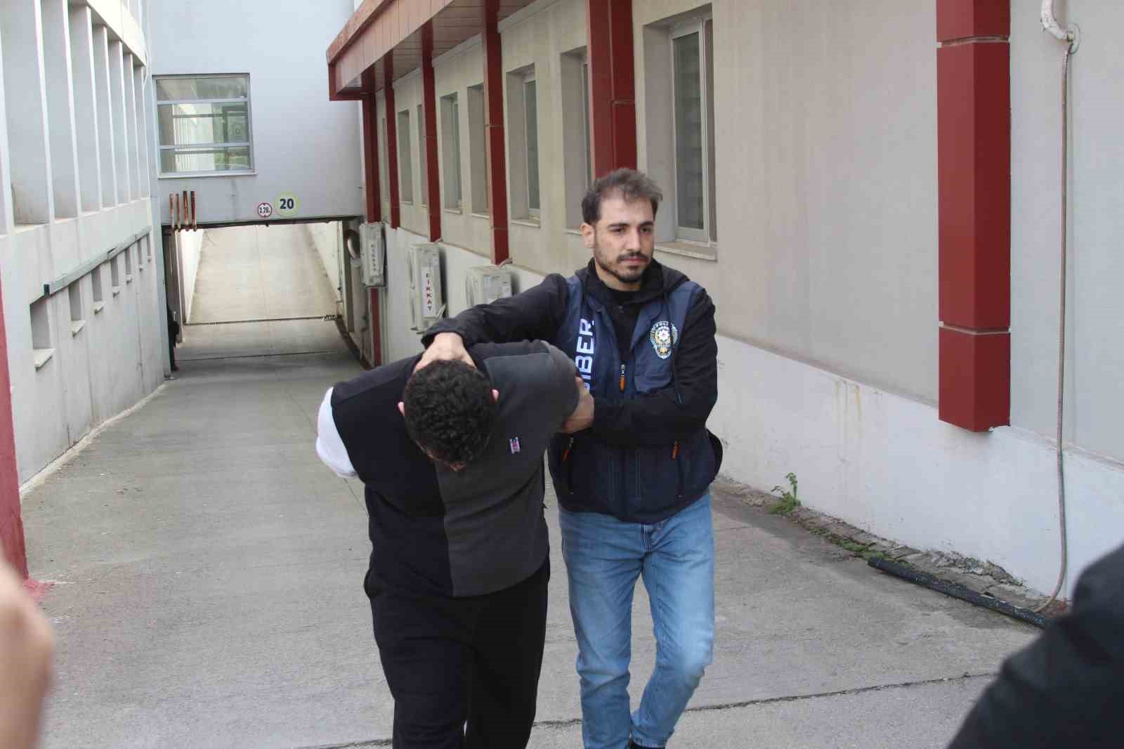 Sazan sarmalı dolandırıcılık şebekesi çökertildi: 7 tutuklu 7 sazan sarmali dolandiricilik sebekesi cokertildi 7 tutuklu 3 iIudtmla