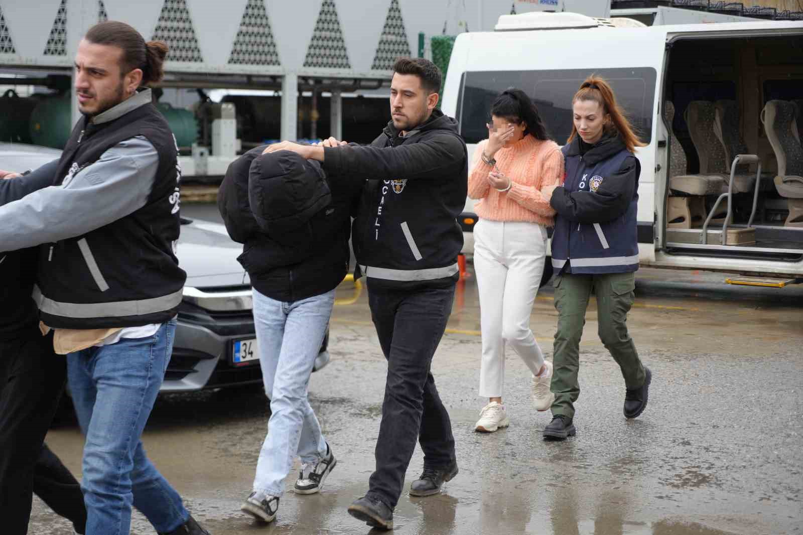 sazan sarmali ile 35 milyarlik vurgun luks villada hayat 2 bsGnRygO