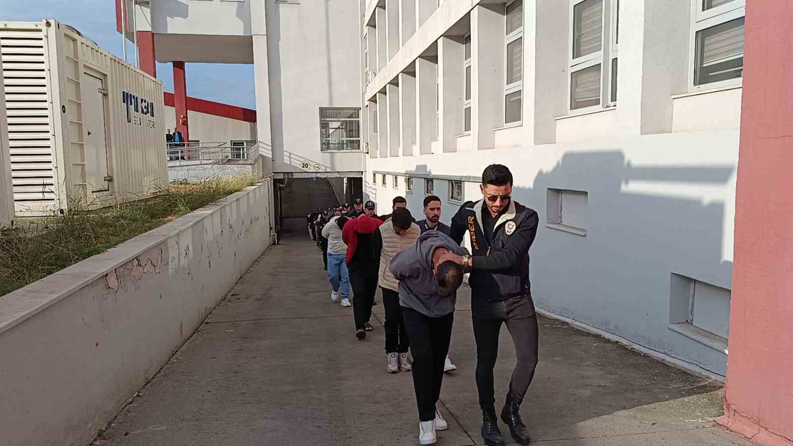 sazan sarmali sebekesi cokertildi magdurlara sizi dolandirdim hakkinizi helal edin mesaji attilar 3 4D2vR46y
