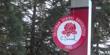 sdu-tip-fakultesinde-sorular-rusvet-karsiliginda-sizdirildigi-iddiasi-sinav-iptal-ettirdi-Jl2SIY1A.jpg
