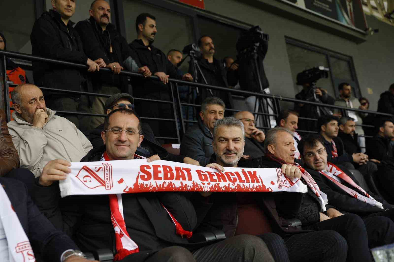 sebat genclik 2 ligde 4 7APuPzyr