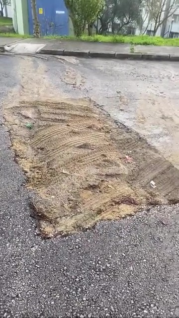 sedasin kazdigi cukura belediye araci dustu 2 M7kY16Pr