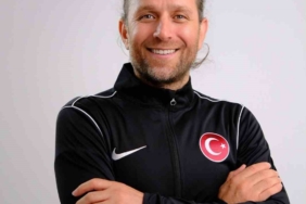 Stanimir Stoilov: "Transfer çalışmalarımız devam ediyor" 1 thumbnail