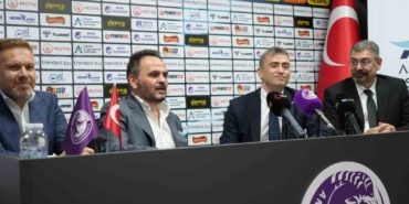sedat-tahiroglu-super-ligde-olmayi-dusunuyoruz-m2YTqSxP.jpg