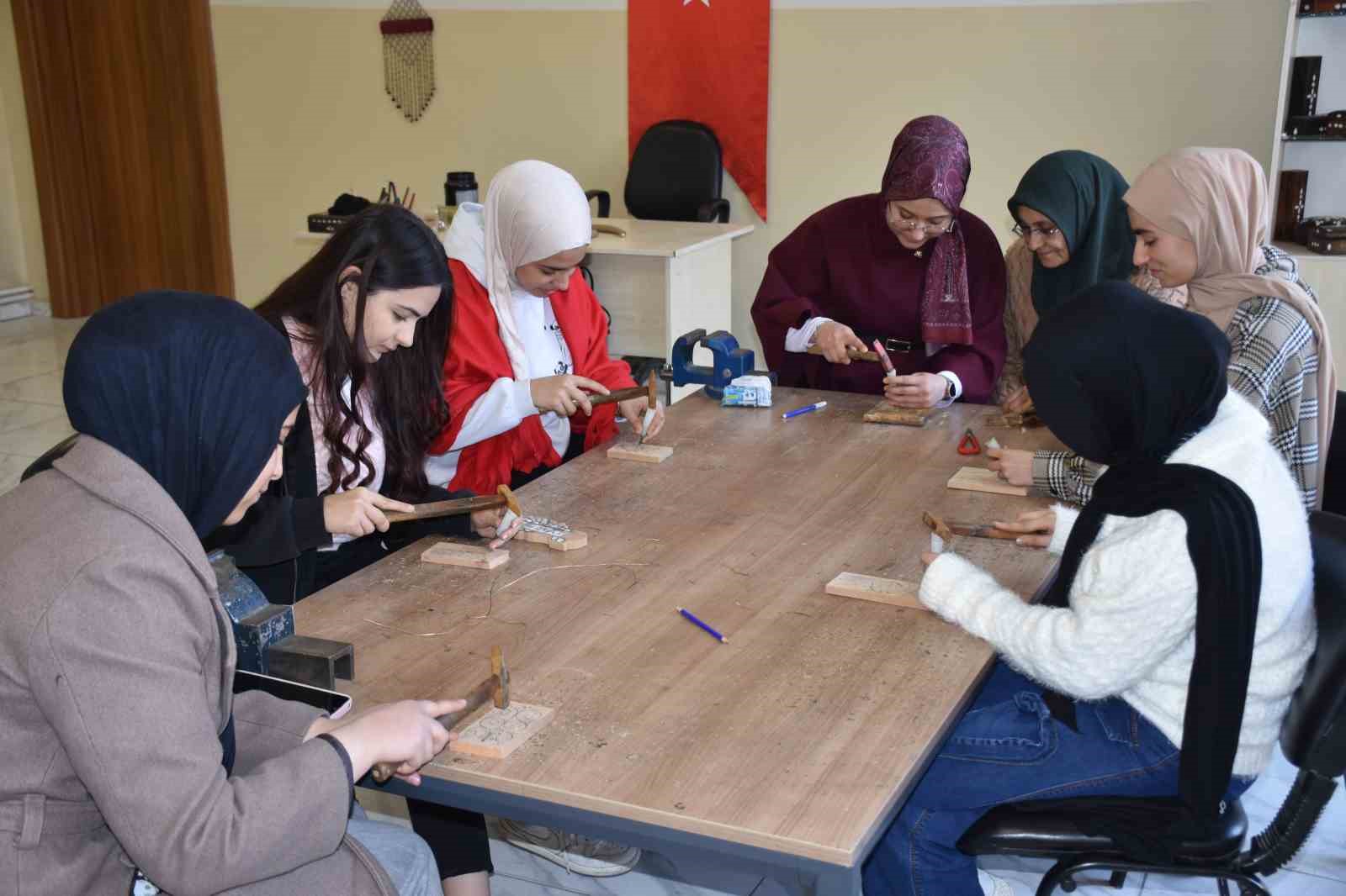 sedef kakma sanati kadin huneriyle bulustu 4