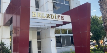 seferihisar-belediyesine-6-milyon-liralik-rusvet-operasyonu-baskan-yardimcisi-dahil-6-gozalti-UGLPFKG3.jpg