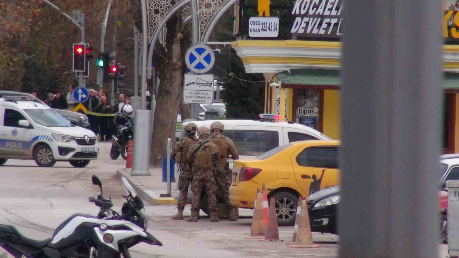 sehir merkezinde filmleri aratmayan olay 4 1ElHLPJw