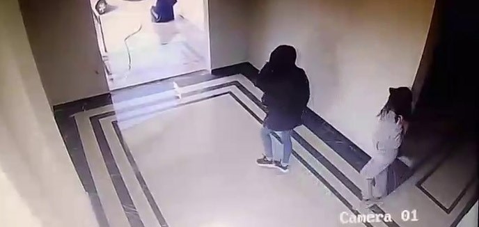 sehir sehir gezip evlerden hirsizlik yapan suc makinesi 3 kadin yakayi ele verdi 1 ZPWZXVJX