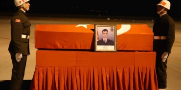 sehit-acayin-naasi-memleketine-ugurlandi-HTBizOfV.jpg
