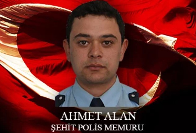 sehit ahmet alanin hatiralari sehadetinin yil donumunde adini tasiyan okulda yerini aldi 3 Tvigg41A