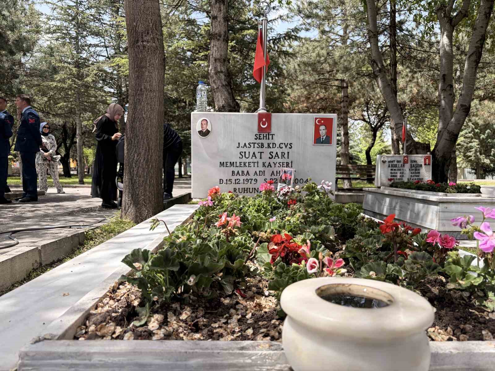 sehit anneleri anneler gununde evlatlarina kostu 7 fsCzqU8c
