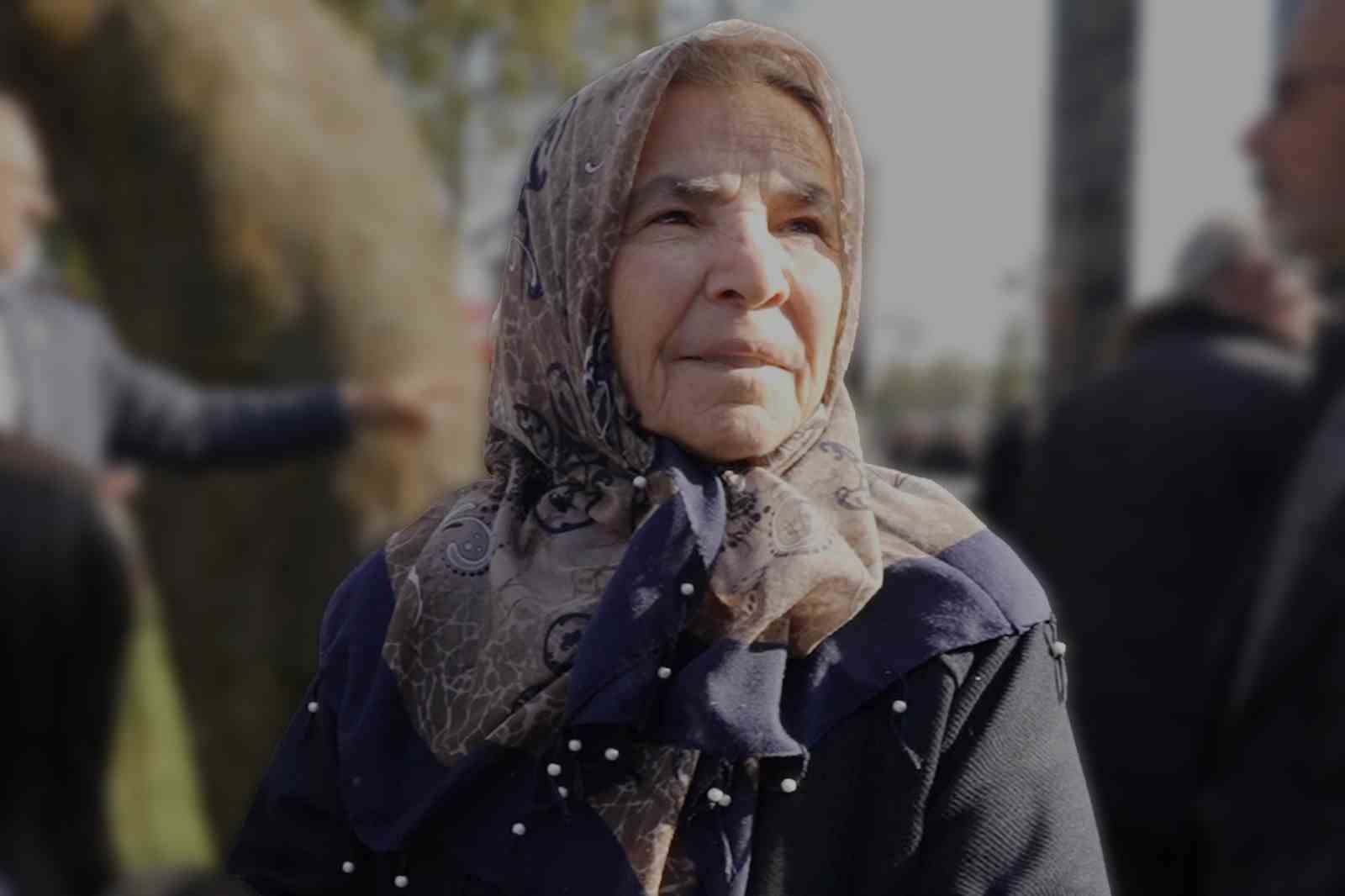 Şehit annelerinin evlat özlemi yürekleri dağladı: Fotoğraflarına bakıp dua ettiler 11 sehit annelerinin evlat ozlemi yurekleri dagladi fotograflarina bakip dua ettiler 7 tNF4PLg4