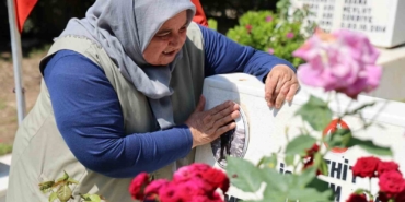 sehit-annesi-yasiyor-muyum-yasamiyor-muyum-bilmiyorum-vZXsirEE.jpg