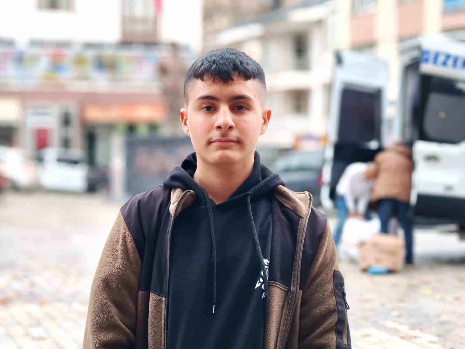 sehit annesinin cagrisi tuncelide 14 yasindaki bir yurekte karsilik buldu 4 kVd8jUyu