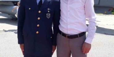 sehit-astsubay-ustcavus-emre-altiokun-babasi-sehit-babasi-oldum-ne-mutlu-bana-gWu7Dblv.jpg
