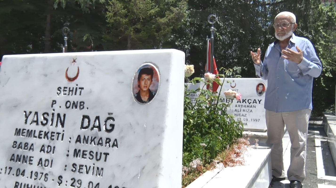 sehit babalarinin buruk babalar gunu o bize gelemiyor biz ona geldik 1 IHCNz4Uy