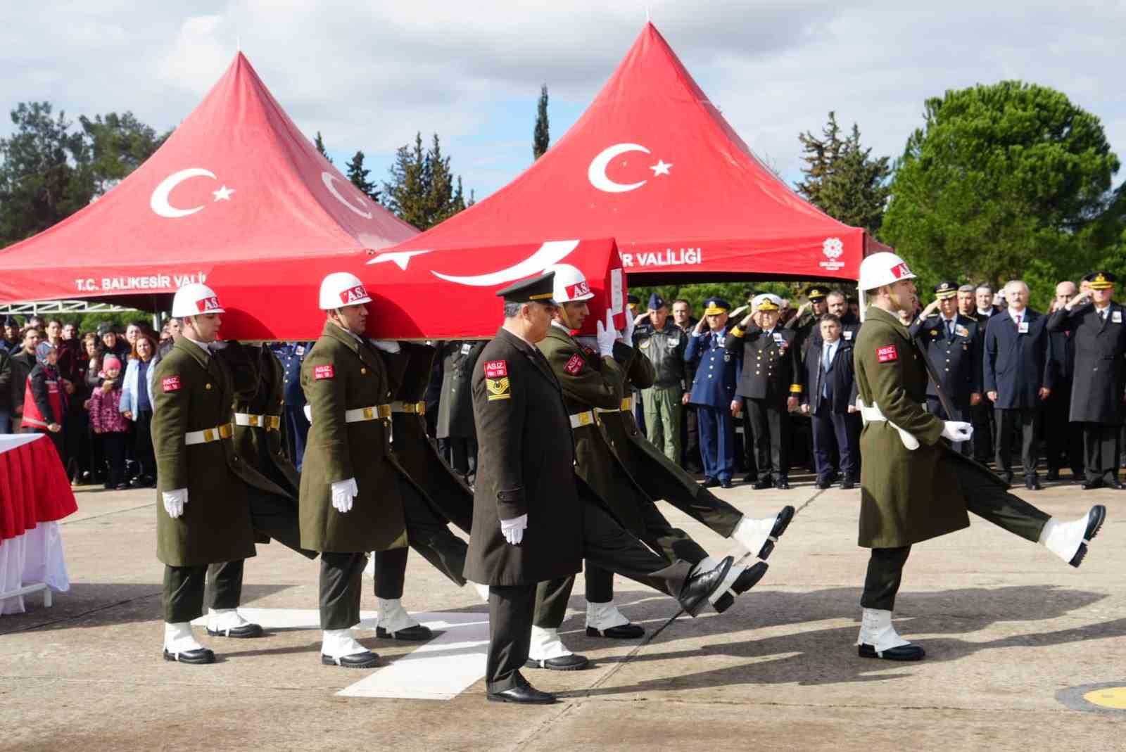 sehit f 16 pilotunun cenazesi memleketine ugurlandi 1