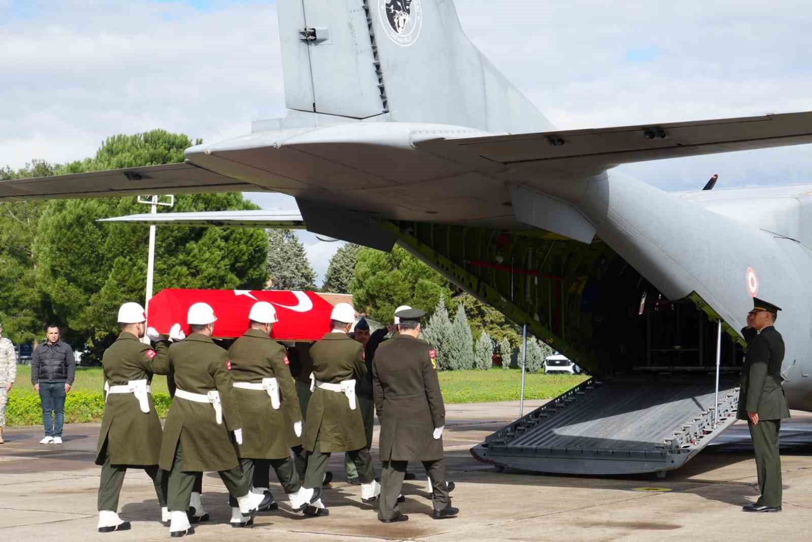 sehit f 16 pilotunun cenazesi memleketine ugurlandi 2 nRuO1BYB