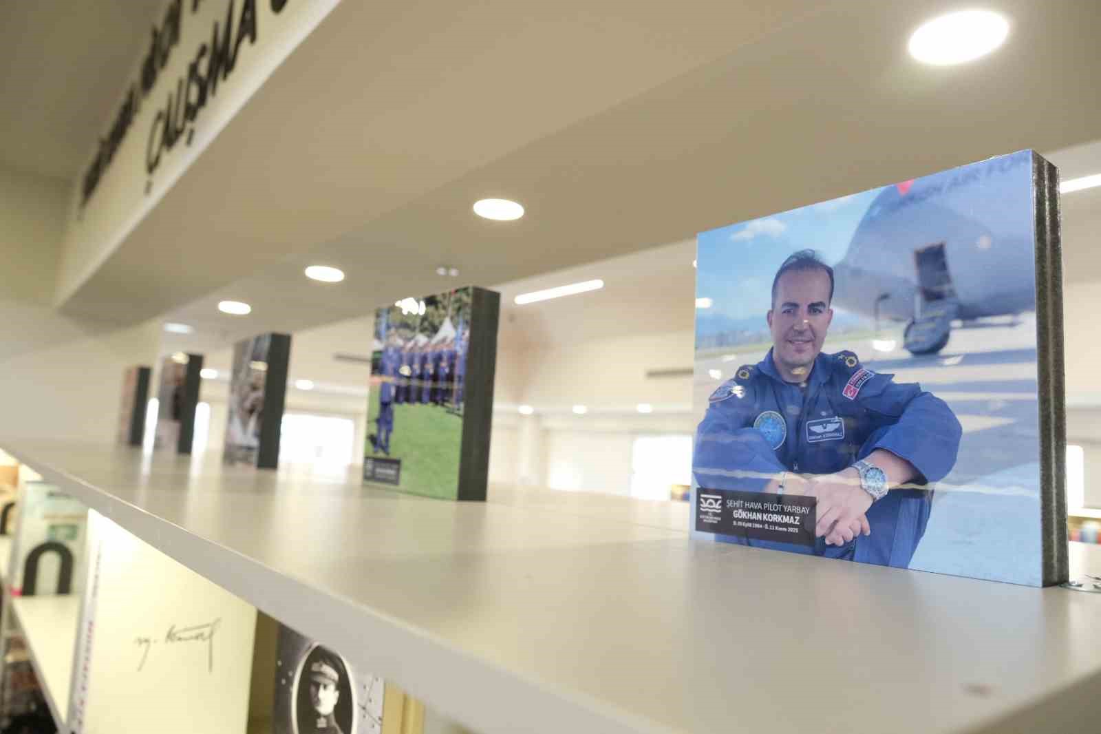 sehit hava pilot yarbay gokhan korkmaz anisina calisma salonu acildi 1 g7XRyyyd