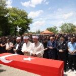sehit-itfaiye-eri-mehmet-tekeli-son-yolculuguna-ugurlandi-a8rIhJ3H.jpg